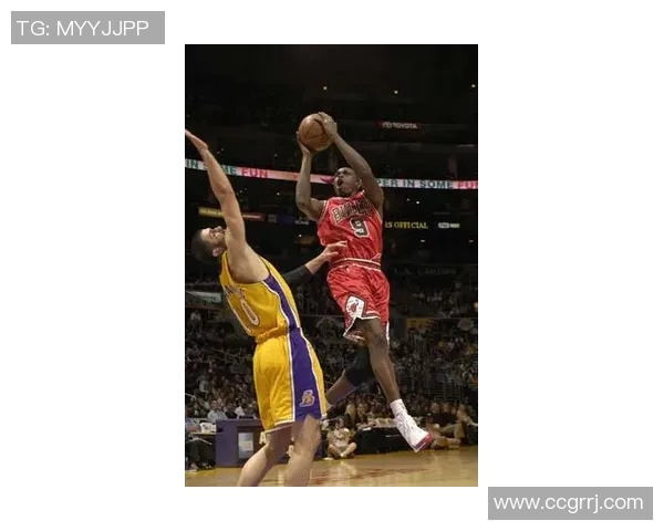 湖人公牛激战正酣NBA直播精彩瞬间回顾与分析