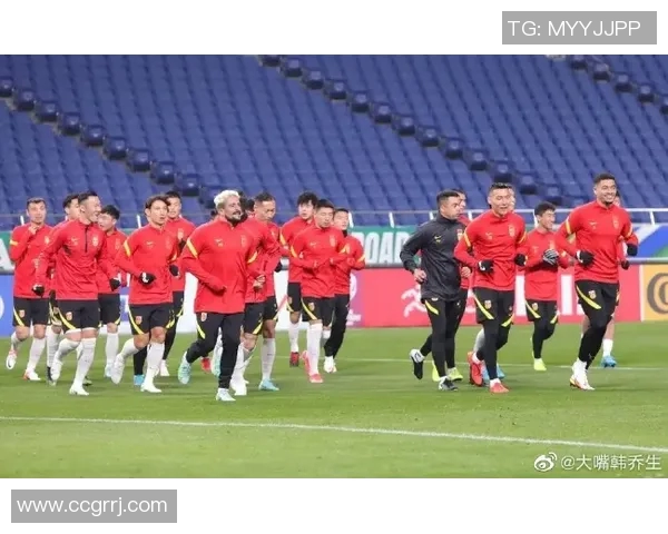 中国足球队明星的崛起与挑战：从青训到国际赛场的奋斗历程